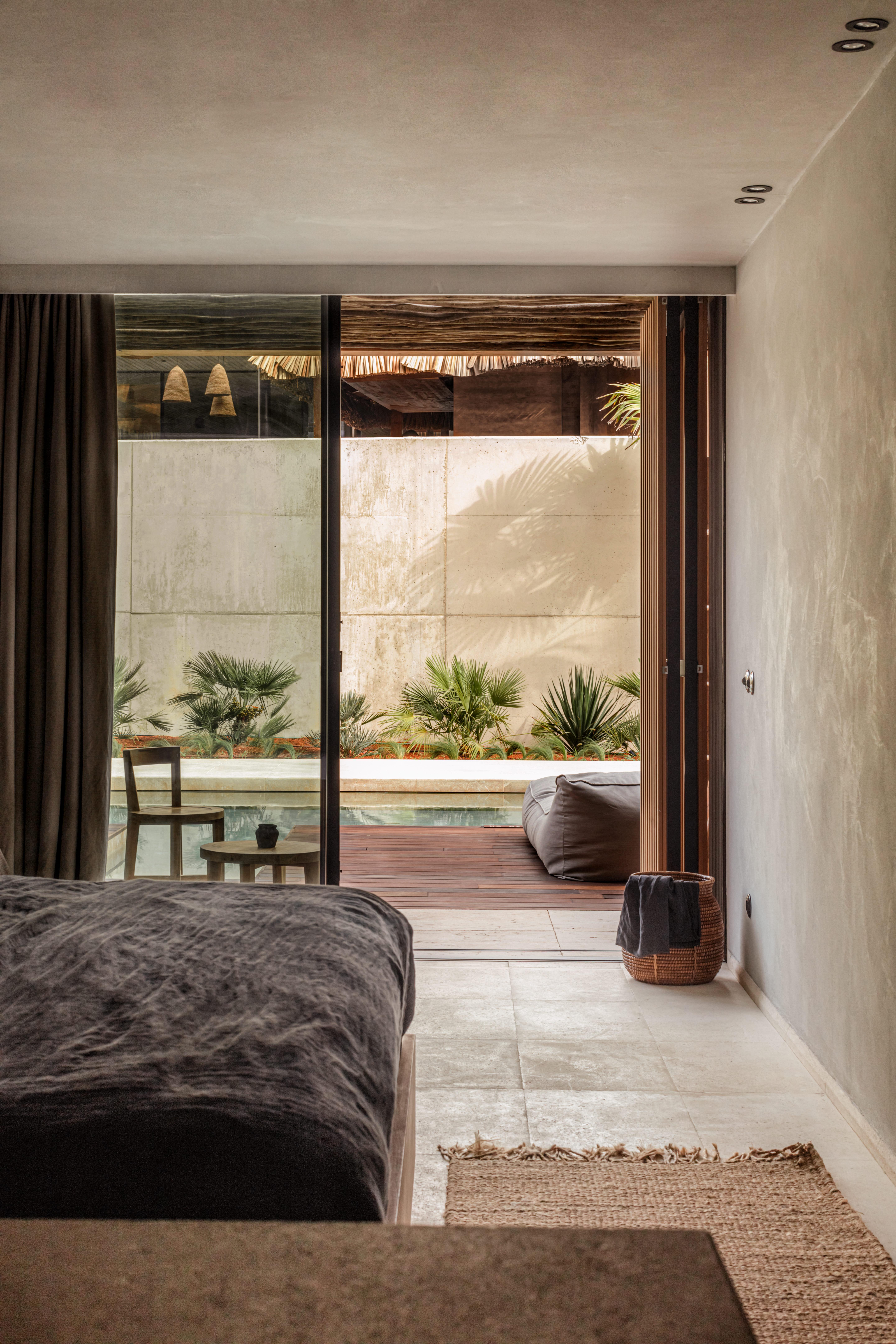 Oku Ibiza (Adults Only) Hotel ซานอันโตนิโอ ภายนอก รูปภาพ The interior of a suite at the hotel