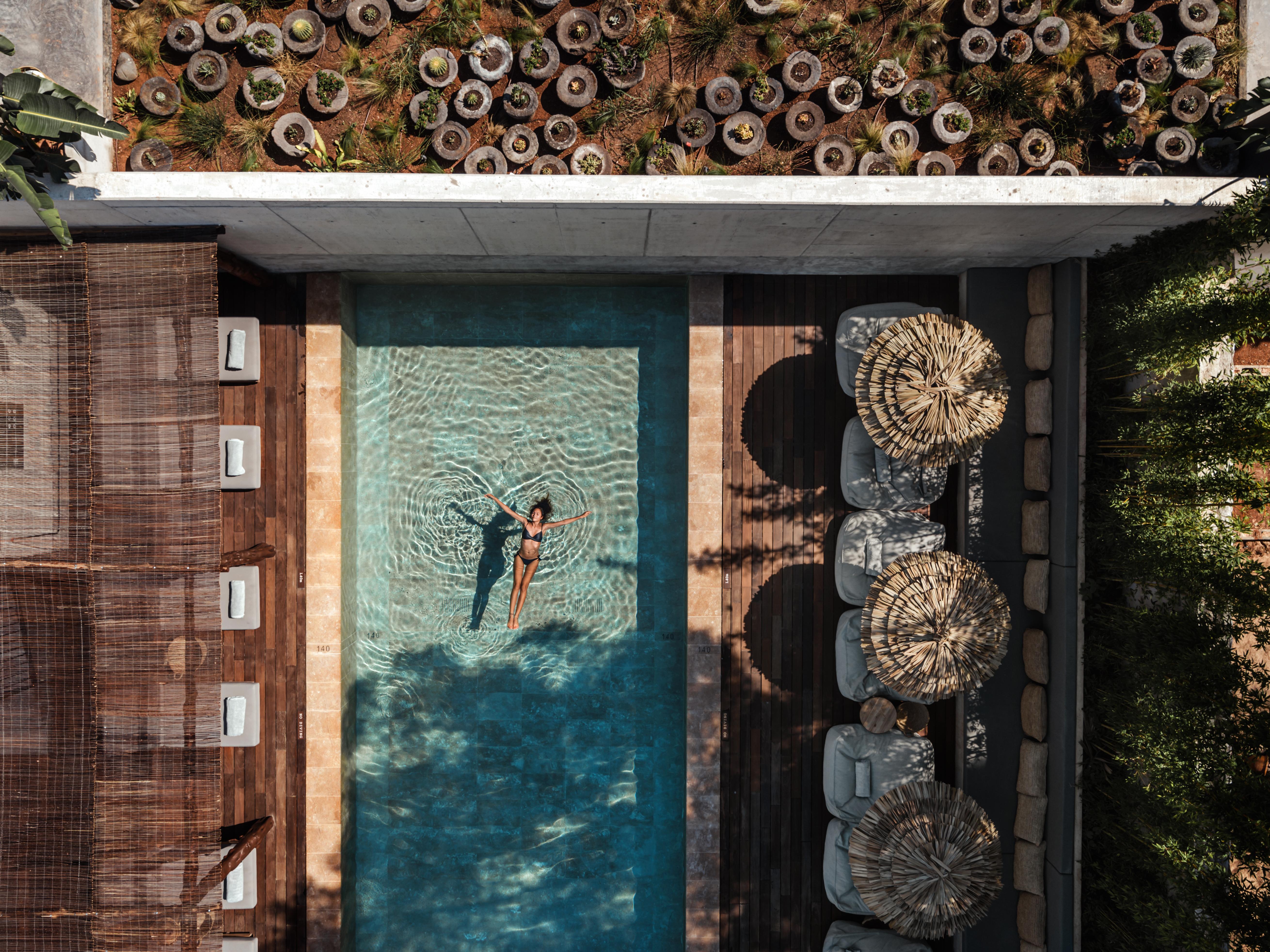Oku Ibiza (Adults Only) Hotel ซานอันโตนิโอ ภายนอก รูปภาพ The pool at the hotel